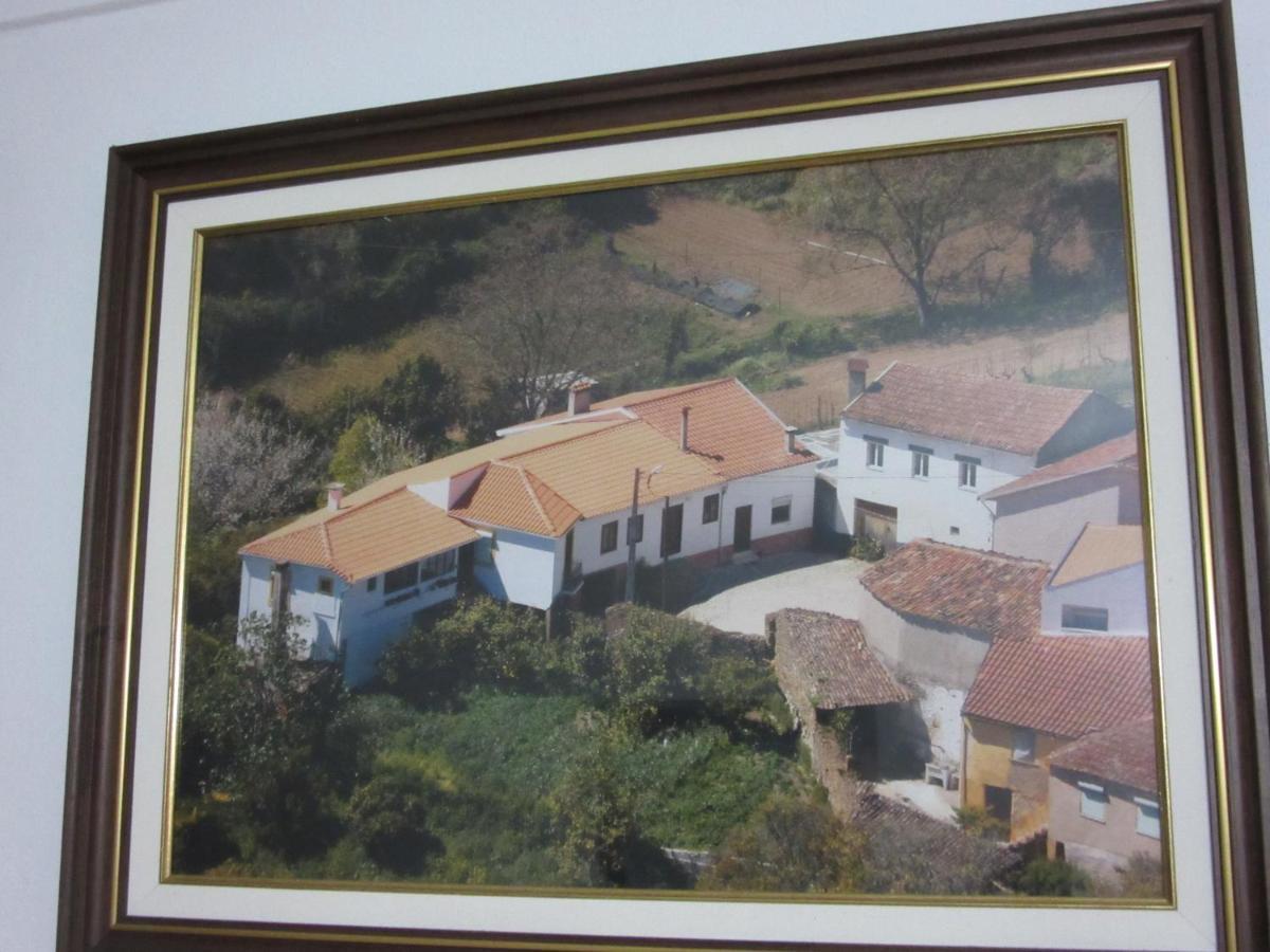 Гостевой дом Casa Eira Do Povo 1 Vale de Colmeias Экстерьер фото